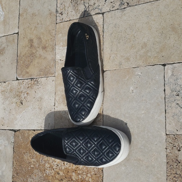 Tory Burch Quilted Sneakers; Black with White soles; Size 8M; Leather Uppers - Picture 2 of 9